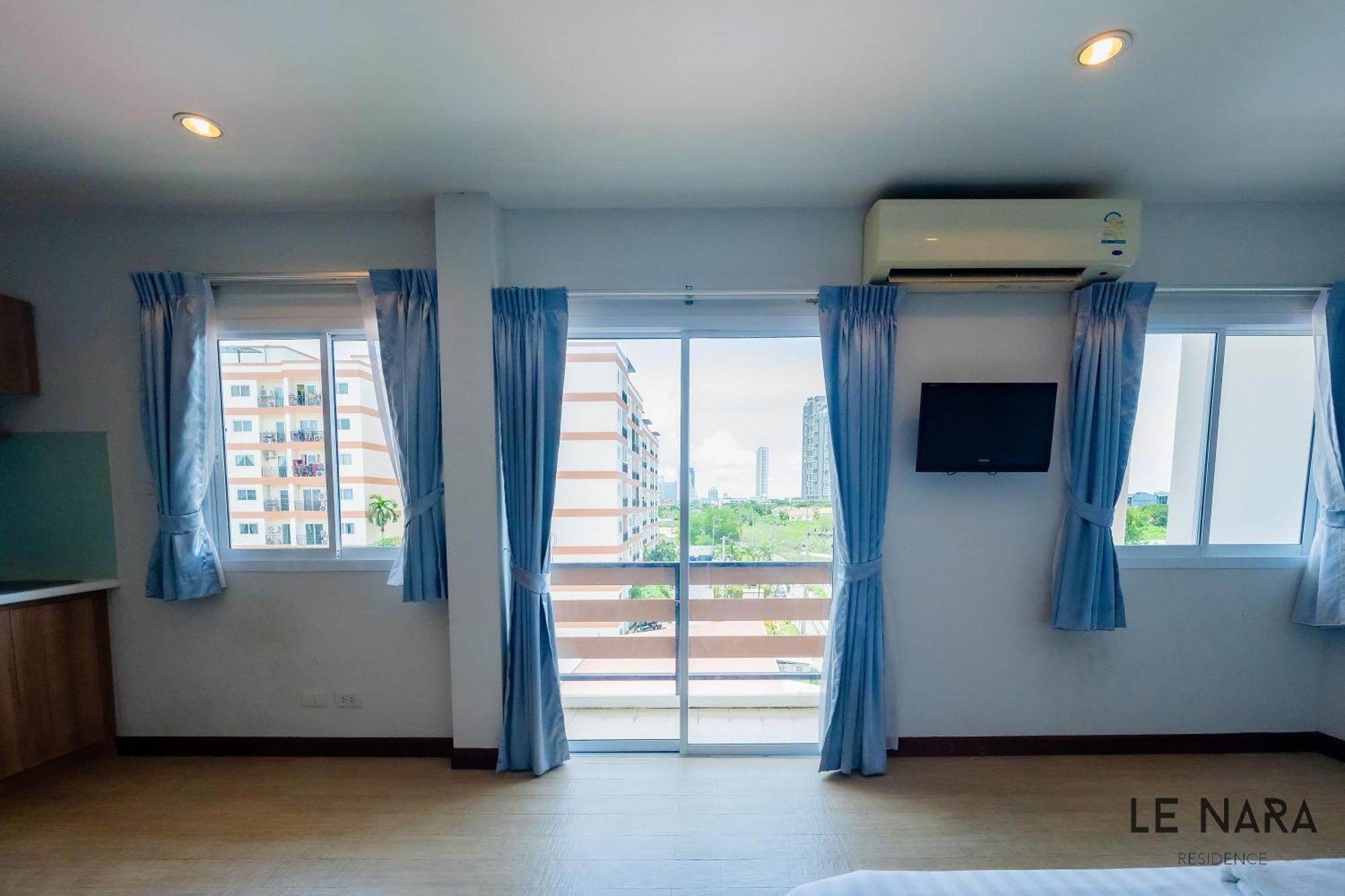Sea Breeze Residence Praia de Jomtien Exterior foto