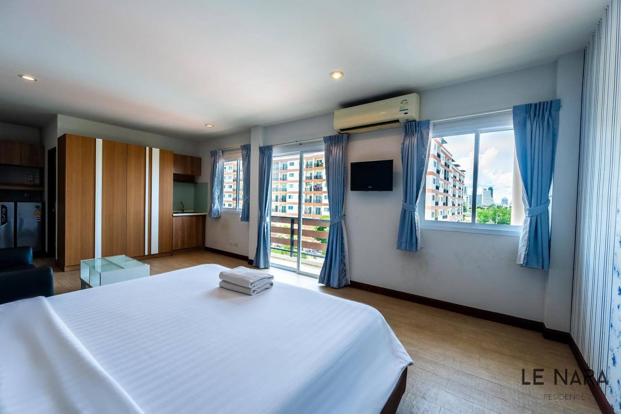 Sea Breeze Residence Praia de Jomtien Exterior foto