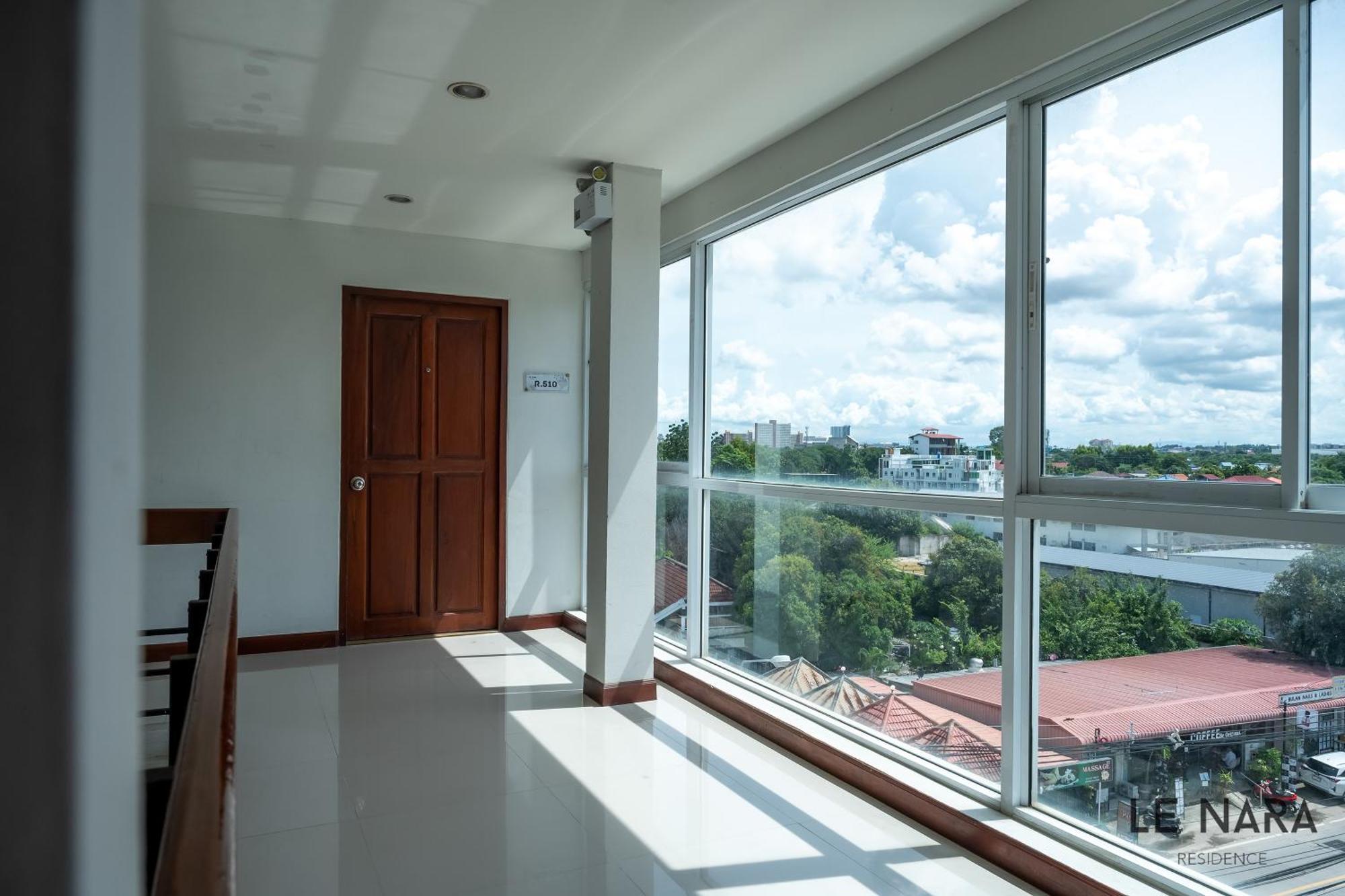 Sea Breeze Residence Praia de Jomtien Exterior foto