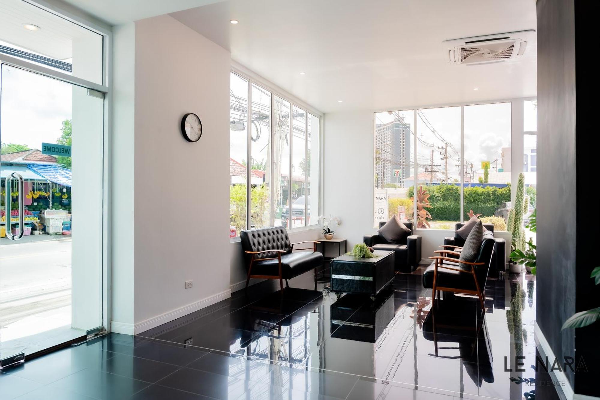 Sea Breeze Residence Praia de Jomtien Exterior foto